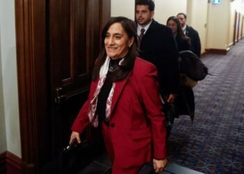 Canada wants Iran government change, increases sanctions