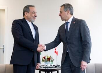 Crude futures rise on U.S.-Iran tensions