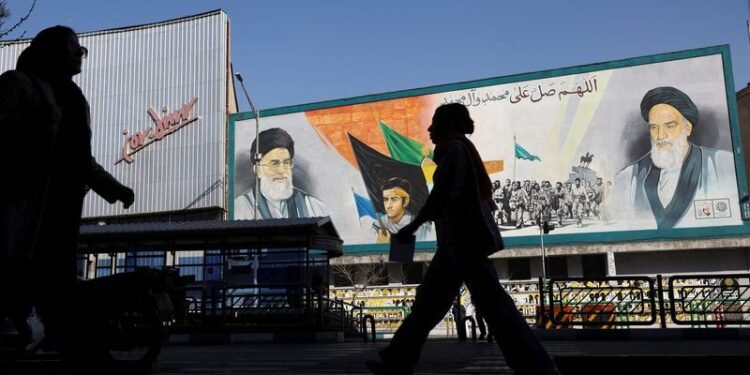 Exclusive-Ahead of strikes, Trump was told Iran attack is high risk, high reward