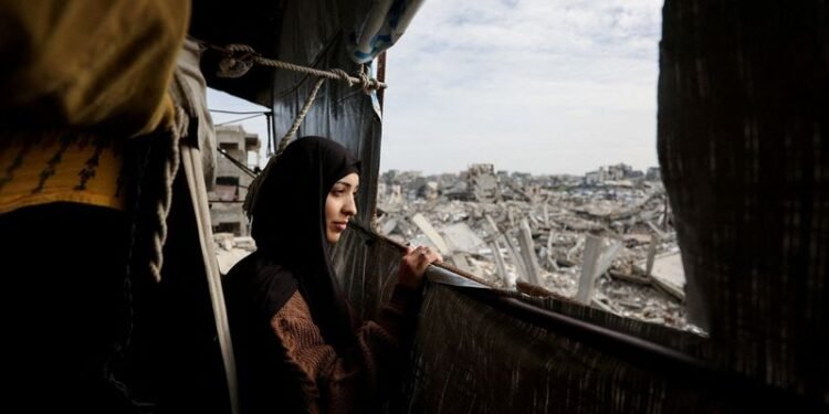 For Palestinians returning to Gaza, a bittersweet reunion