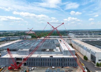 Fund managers alarmed over corporate spending even as optimism at five-year high