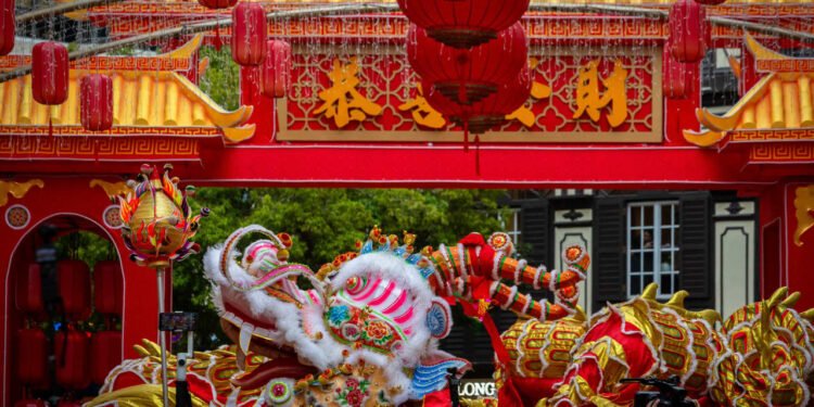 Gold prices tumble below $5,000  as China holidays dent support