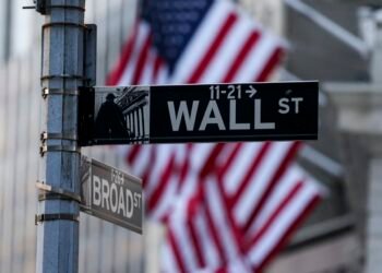 Hedge funds offer locked-up private credit investors a way out — at a hefty discount