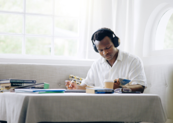 I Was Skeptical of This Music App That Claims to Help With Focus, but It Actually Worked for Me