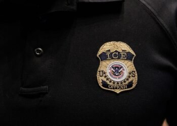 ICE blocked detainees’ access to lawyers in Minnesota, judge finds 