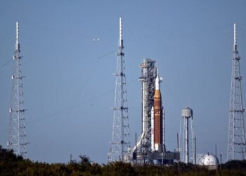NASA may take moon mission Artemis II rocket back to assembly site, affecting March launch window