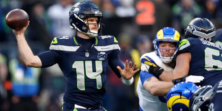 NFL heads into Super Bowl after season of record ratings, paving way for TV-rights bonanza