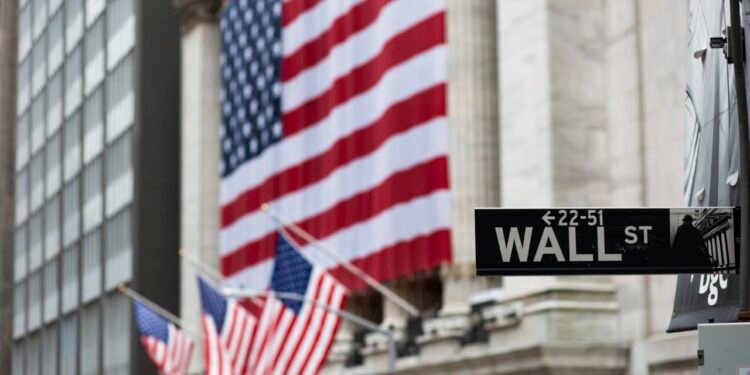 Not all Treasurys are a reliable haven for investors right now, BlackRock bond chief Rick Rieder says