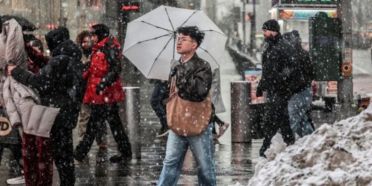 Powerful winter storm shuts schools, disrupts travel across US Northeast