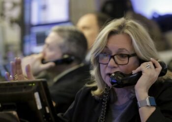 S&P 500, Nasdaq dip with economic data, earnings in focus