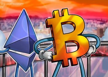 Strategy and Bitmine Expand BTC, ETH Holdings Amid Market Slump
