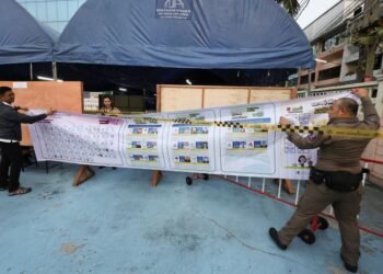 Thailand votes in three-way race as risk of instability looms