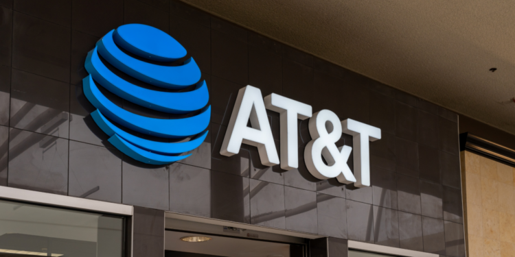 That AT&T 'Rewards' Text Is a Scam