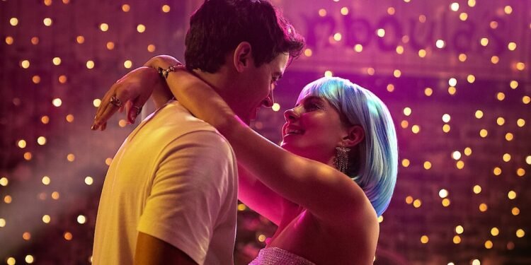 The Best Romantic Comedies Streaming on Netflix Right Now