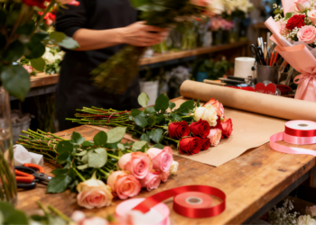 The Perfect Time to Buy Valentine's Day Flowers Is Earlier Than You Think