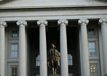 The Supreme Court’s tariff ruling has economists even more stressed about worsening U.S. debt