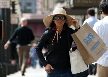 The U.S. bond market is suddenly flashing a warning sign about the economy