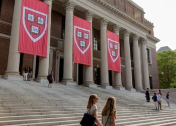 Trump administration Harvard lawsuit: impact on applicants