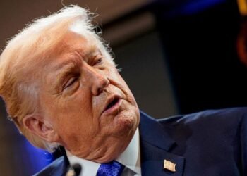 Trump renews attack on US Supreme Court, vows other tariffs, licenses