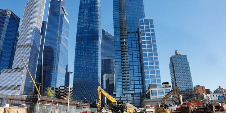 US judge unfreezes funding for $16 billion New York City tunnel project