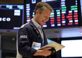 We just got reasons to love these 2 portfolio stocks even more