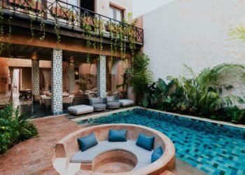 Condé Nast Traveler