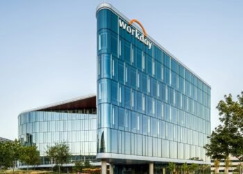 Workday’s stock dives as earnings reveal the cost of competing in AI