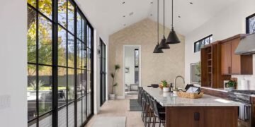 11 Best Austin Bachelorette Airbnbs: Lakeside Homes, Pink Mansions, & Ranch-Like Rentals