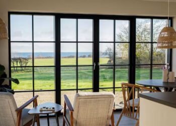 11 Cozy Airbnbs That Are Perfect for Solo Travelers