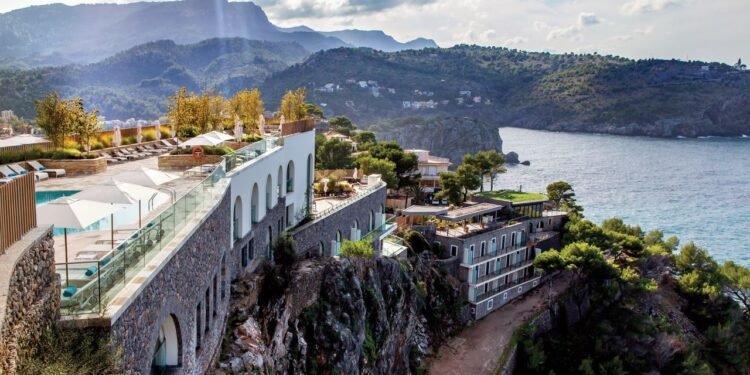 18 Best Family-Friendly Hotels in Mallorca for Toddlers, Teens, and Everyone in Between