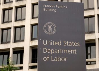 401(k)s may use alternative investments: Labor Department proposal