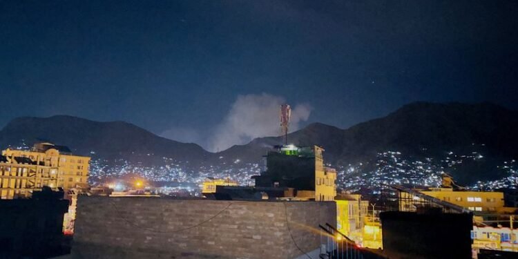 Afghan Taliban says 400 killed, 250 injured in Pakistan air strike on Kabul hospital