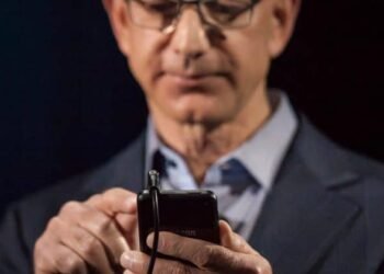 Amazon develops Transformer phone, its first since 2014 Fire Phone