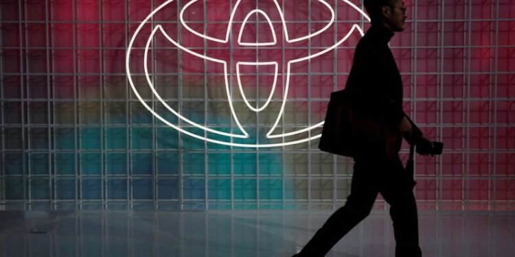 Analysis-Activist threat pushes Japanese companies to unwind cross-shareholdings