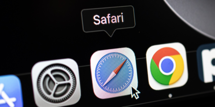 Apple Is Bringing Back Safari's Compact Tabs
