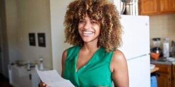 Average IRS tax refund is up 10.8%, new filing data shows