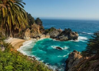 Best Beaches in the US, From Michigan to Hawaii