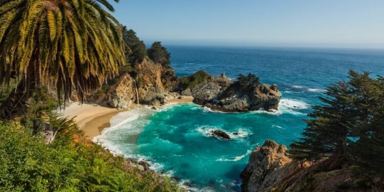 Best Beaches in the US, From Michigan to Hawaii