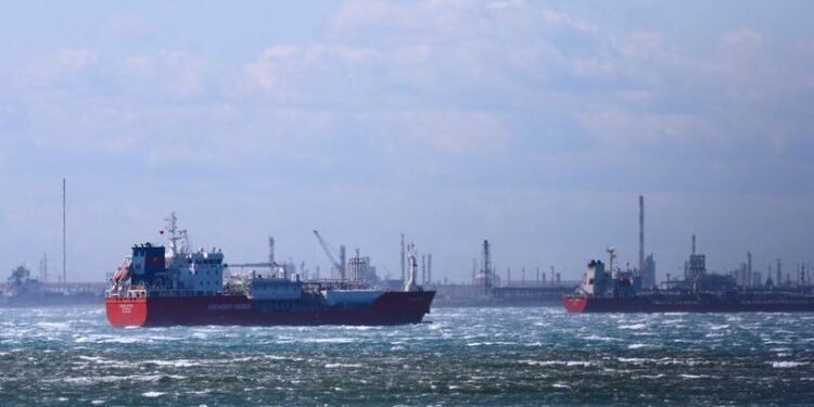 Big Oil to reap billions from Iran war windfall after a month of soaring energy prices