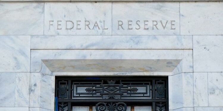 Big central banks keep options open as traders suspect war will bring rate hikes