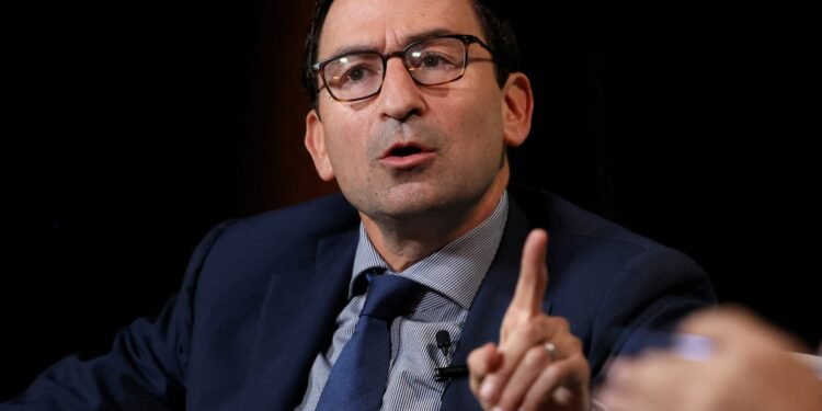 Blackstone’s Gray defends world’s largest private credit fund