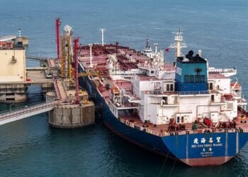 China talks up oil sufficiency as Trump seeks Beijing's help on Hormuz