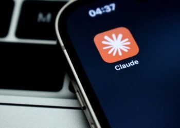 Claude Is Down | Lifehacker