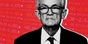 Dow falls nearly 800 points after Powell makes one thing clear: There’s no rush to rescue the market