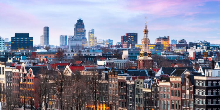 Dutch pension funds back Robeco with over €1bn debt mandate