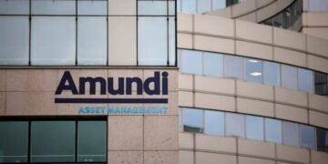 €2.3 trillion asset manager Amundi launches tokenized fund on Ethereum and Stellar