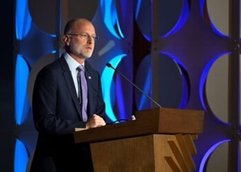 FCC’s Carr warns broadcasters while reposting Trump comments on Iran reports