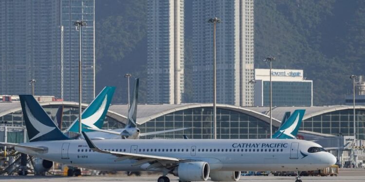 Factbox-Airlines cancel more flights as Middle East conflict escalates