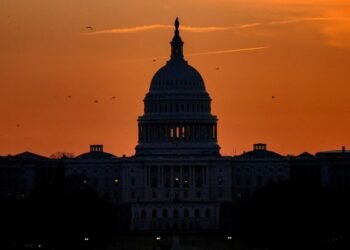 Former US congressman secretly lobbied for Venezuela, prosecutor says at trial