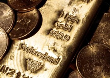 Gold prices end lower as investors, rattled by Iran conflict, continue to shelter in the dollar